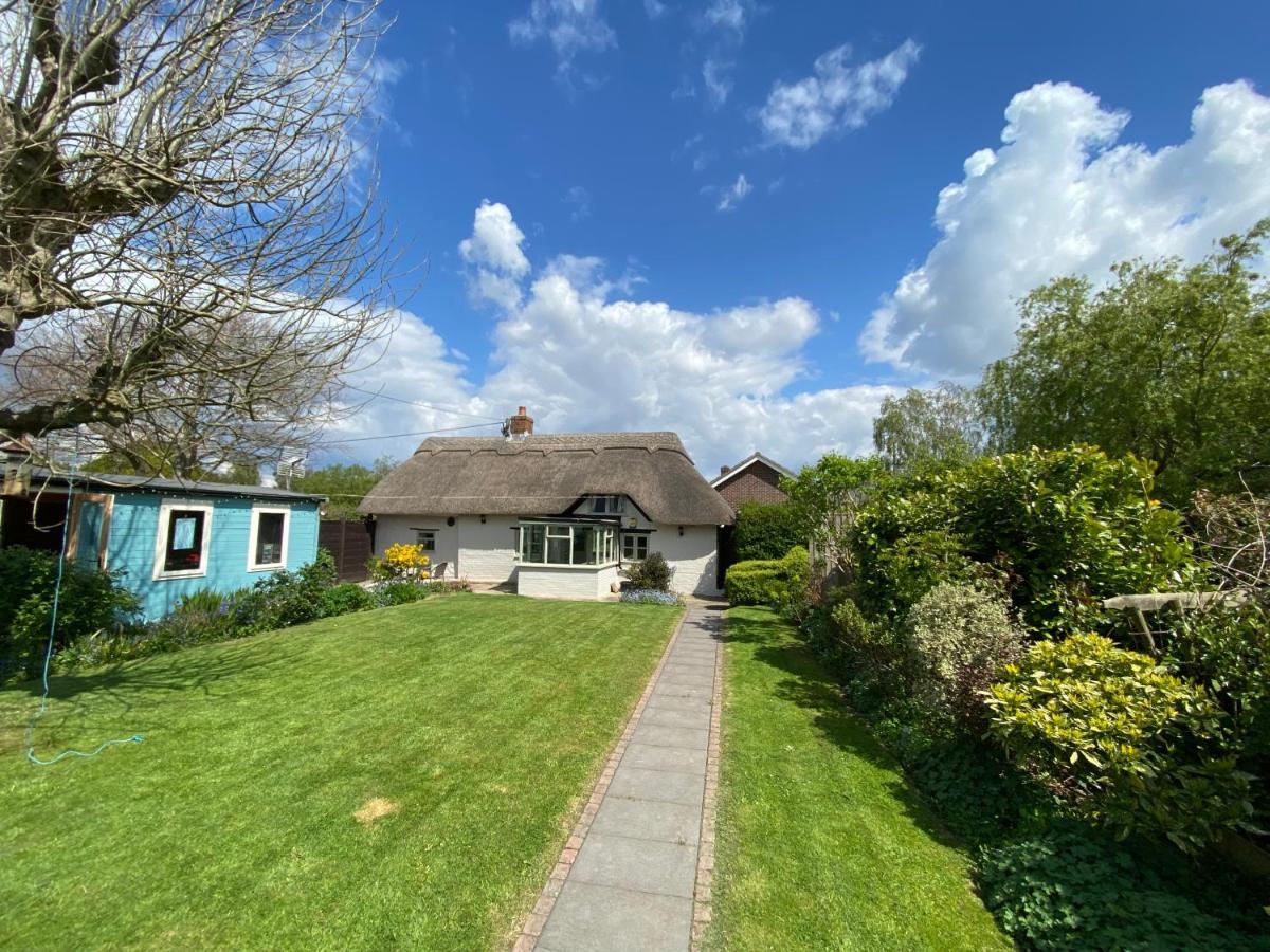 Thatch Cottage, East Boldre Nr Beaulieu And Lymington Brockenhurst Exterior photo